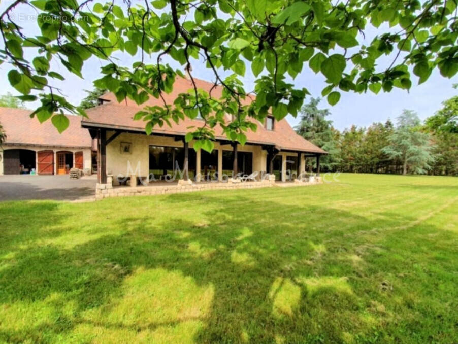 Maison à BELLERIVE-SUR-ALLIER