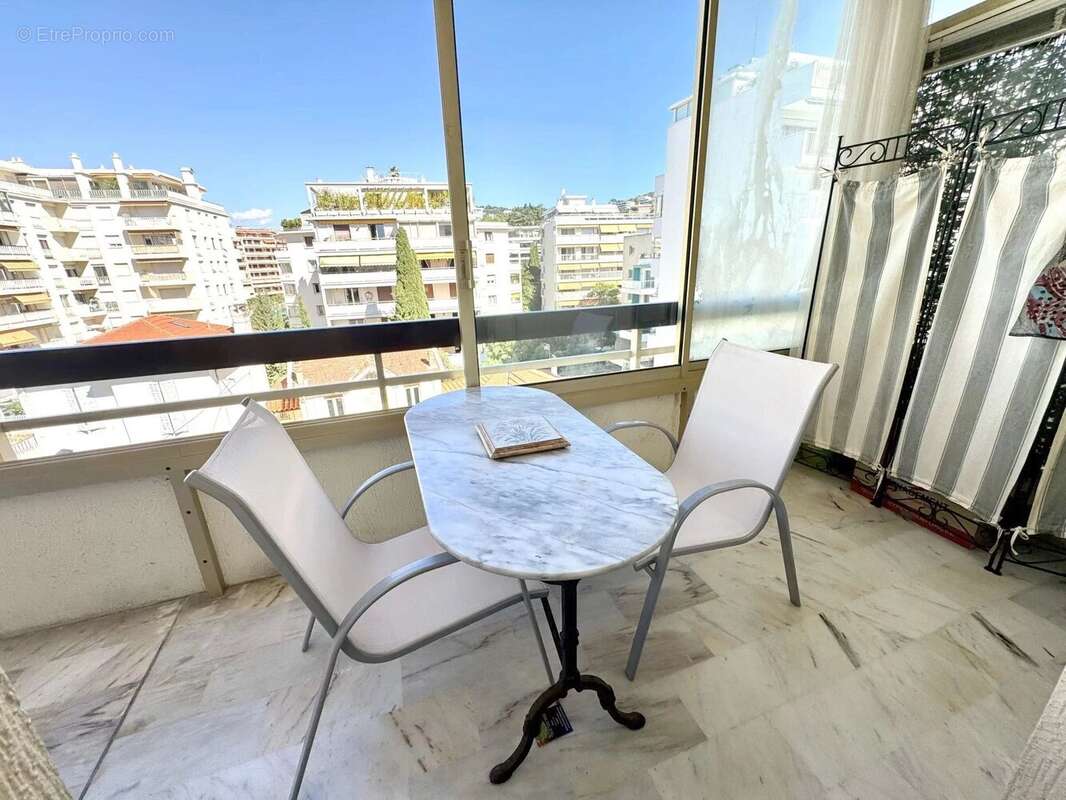Appartement à CANNES