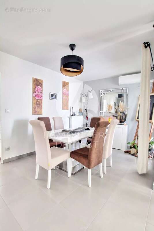 Appartement à LYON-8E