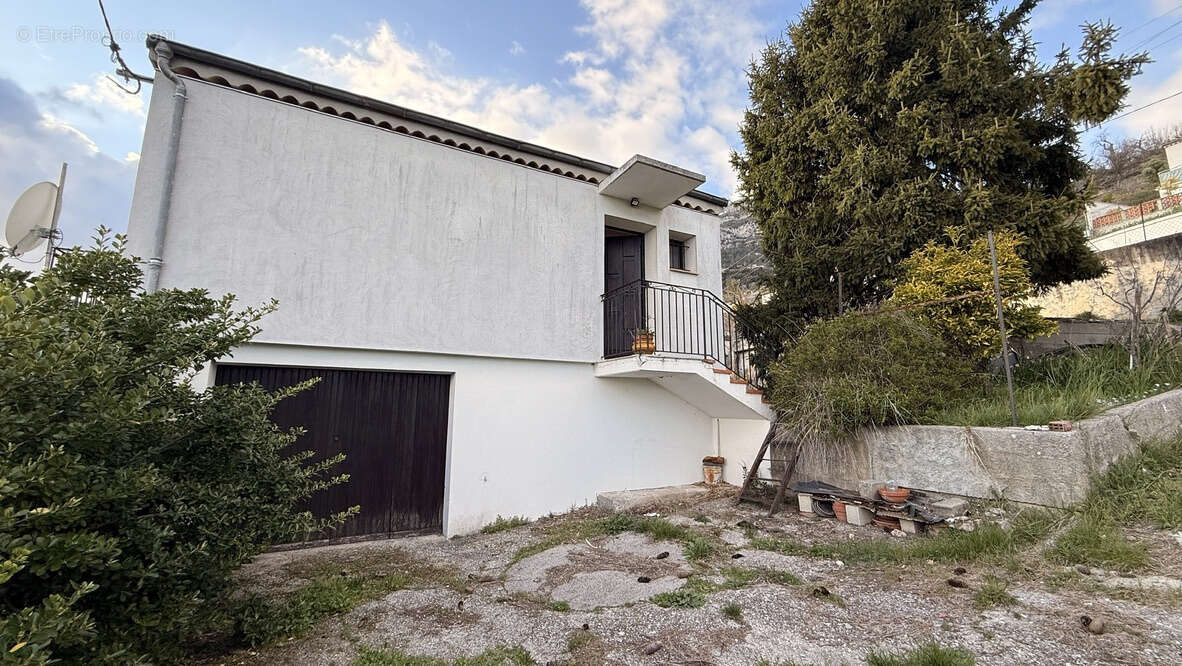 Maison à SAINT-JEANNET