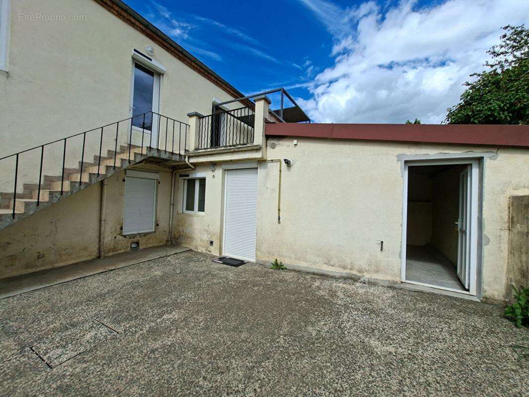Appartement à PERRECY-LES-FORGES
