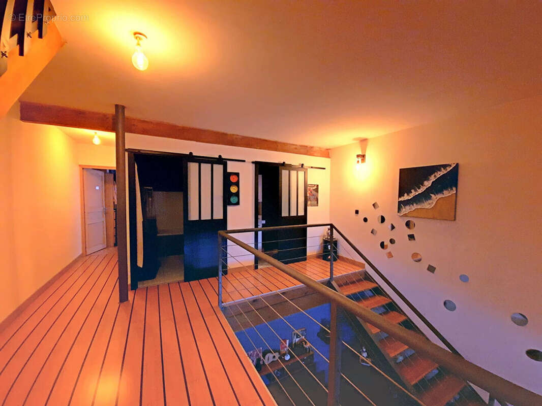 Appartement Saint Chamond 6 pièce(s) 162 m2 - photo 6