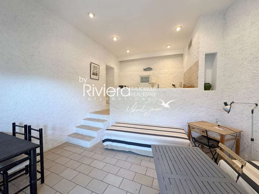 Maison à BORMES-LES-MIMOSAS