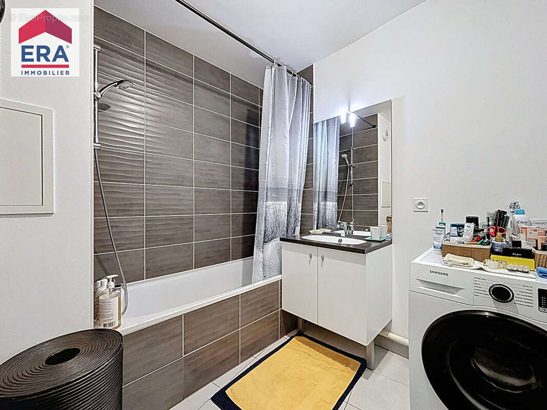 Appartement à IVRY-SUR-SEINE