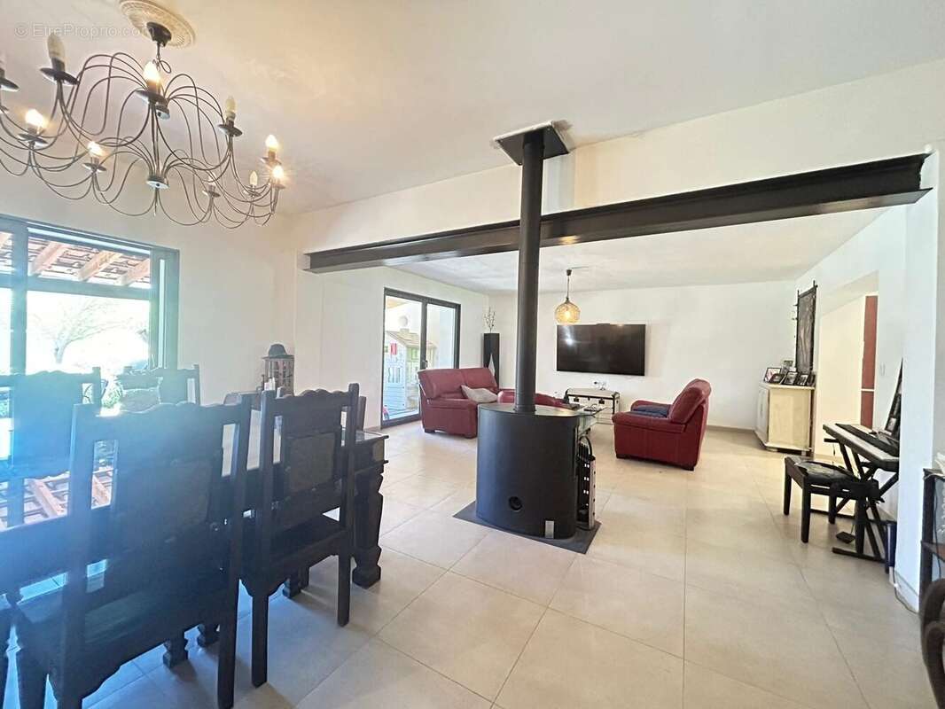 Maison à BEAURECUEIL