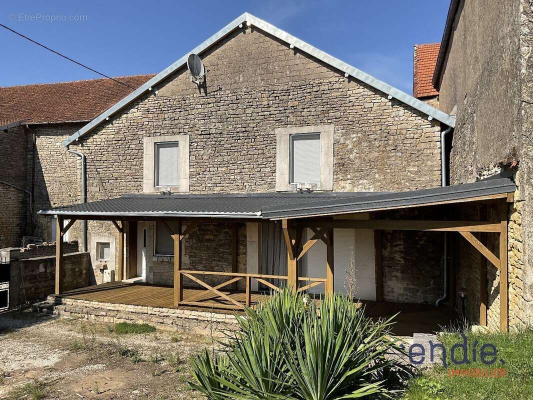 Maison en pierre pleine de charme  Pierrecourt 70 - photo 11