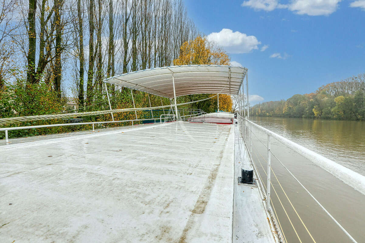 Maison à AUVERS-SUR-OISE