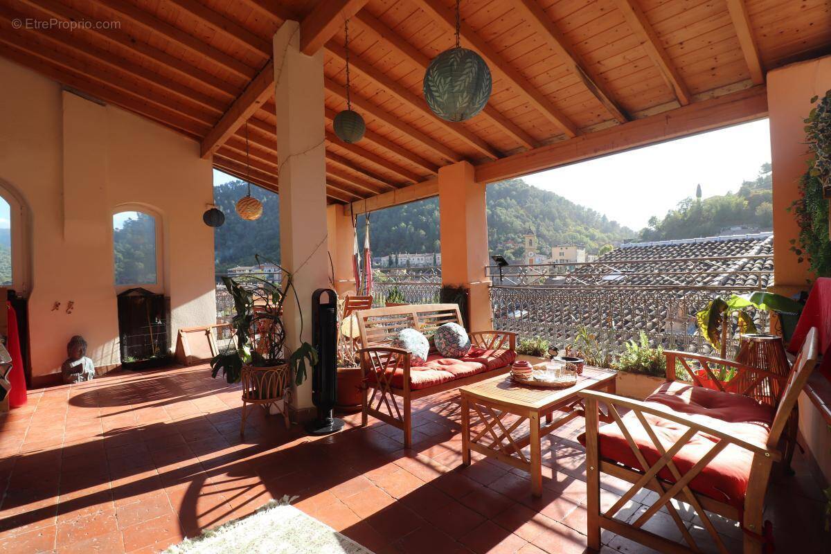 Appartement à L&#039;ESCARENE