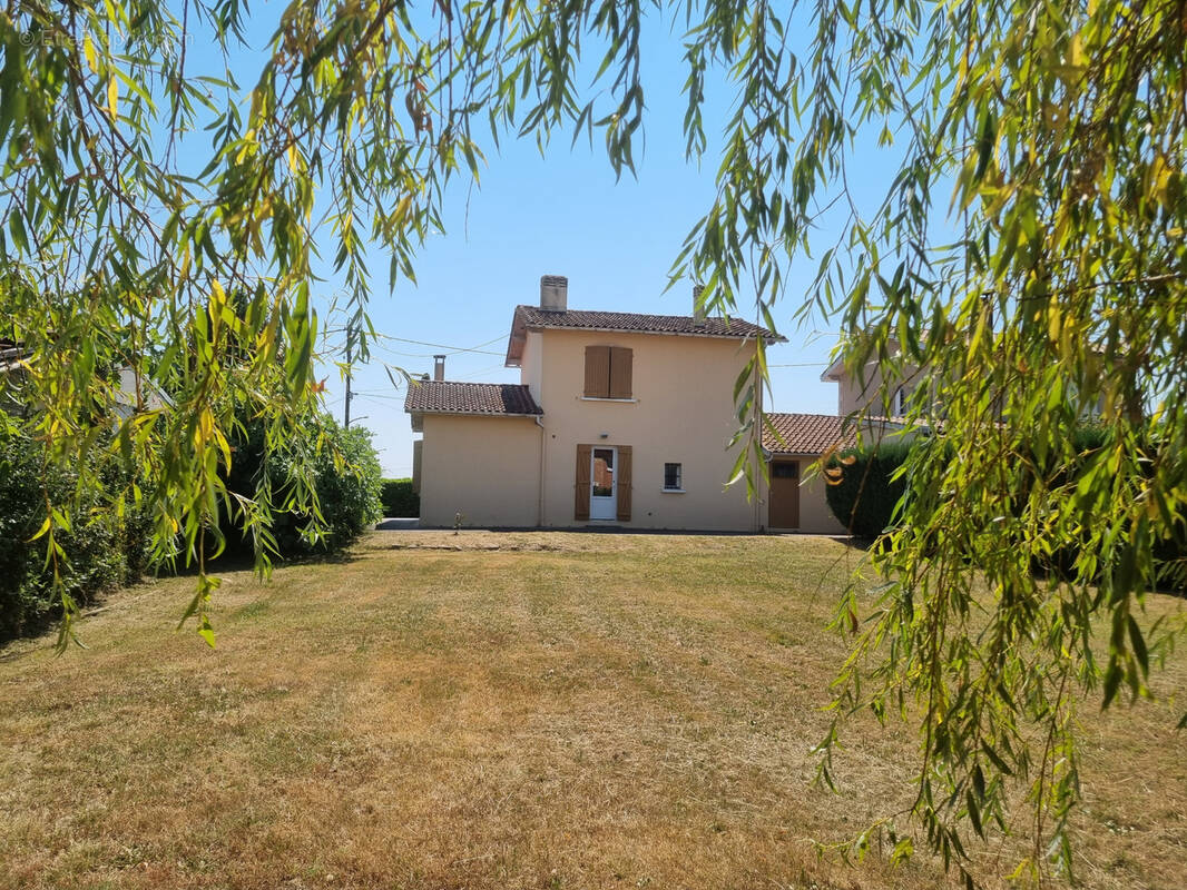 Maison à BAZAS