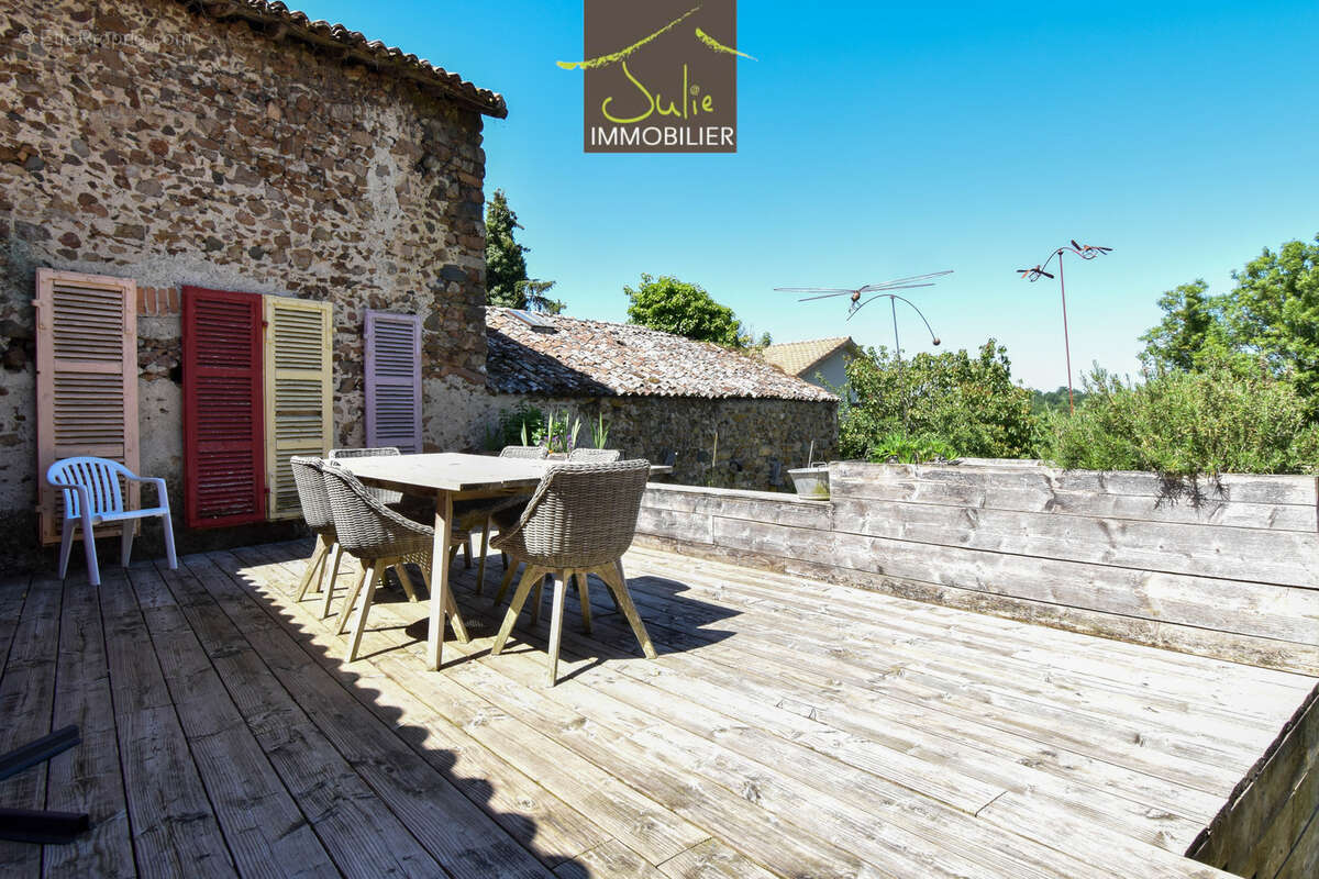 Maison à ARGENTON-CHATEAU