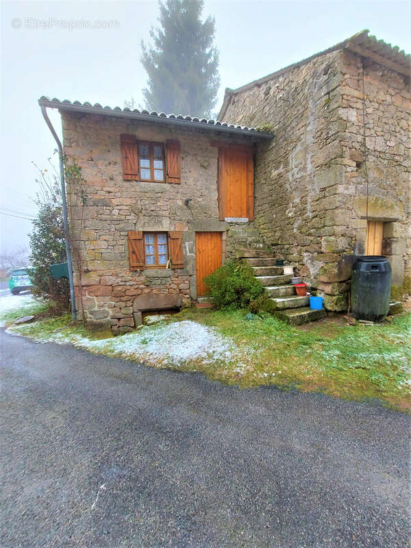 Maison à RAZES
