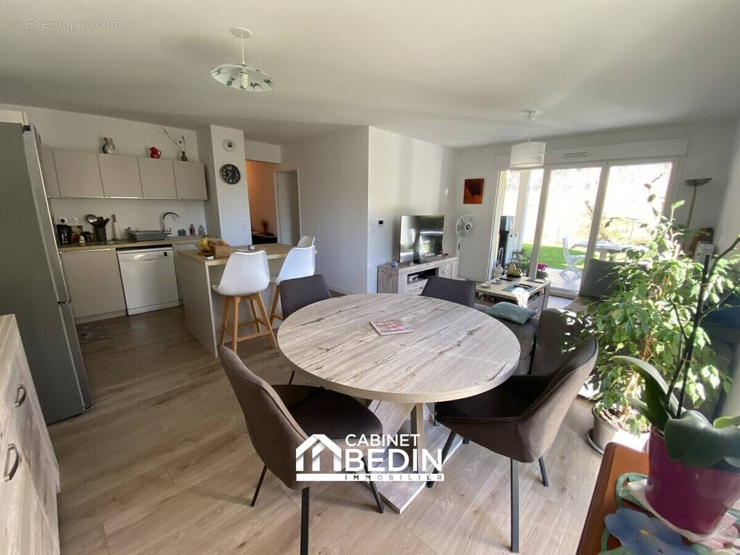 Appartement à SEYRESSE