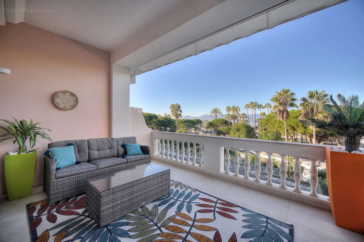 Appartement à CANNES