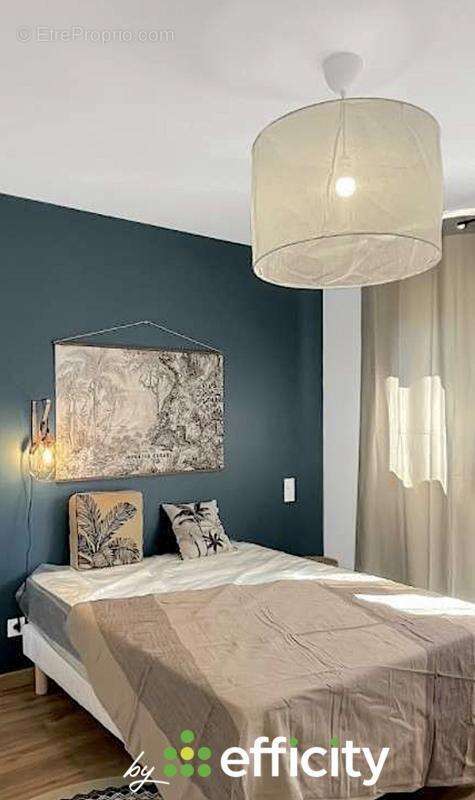 Appartement à MARSEILLE-4E