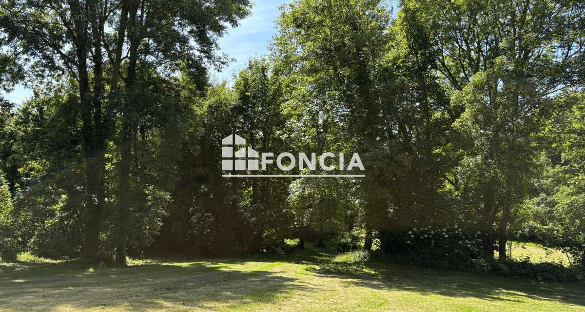 Maison à MORANCEZ
