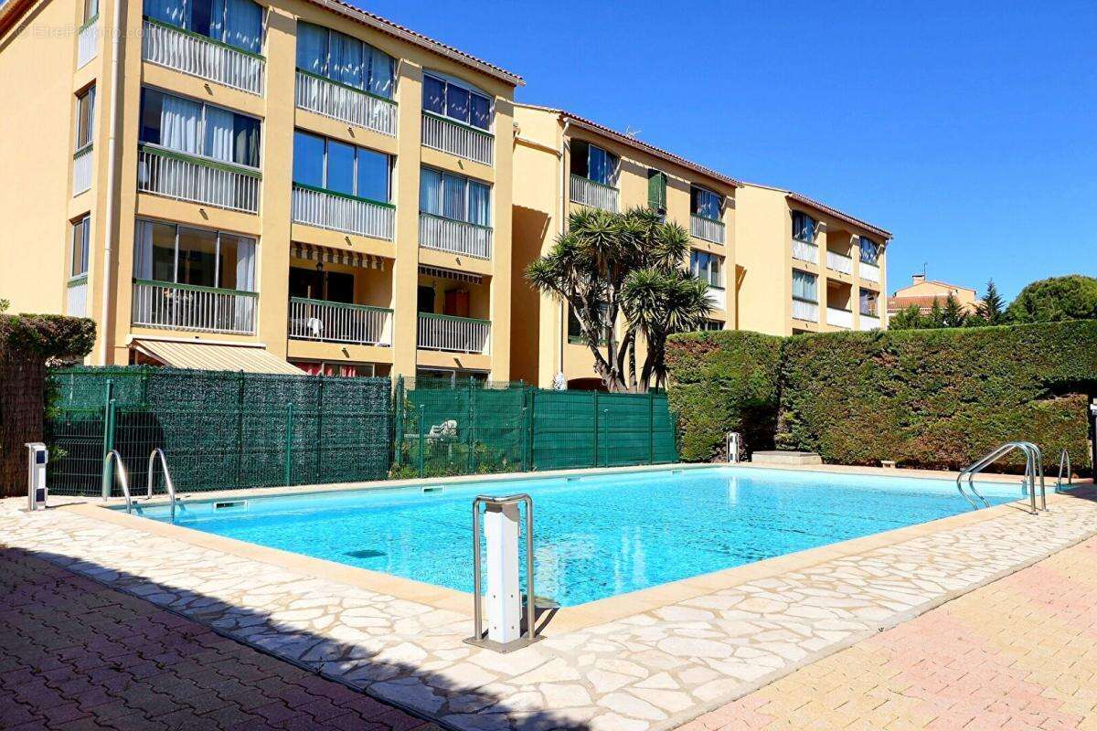 Appartement à SANARY-SUR-MER