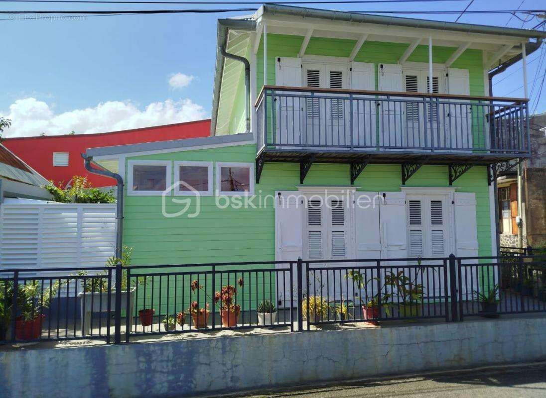 Maison à SAINTE-ROSE