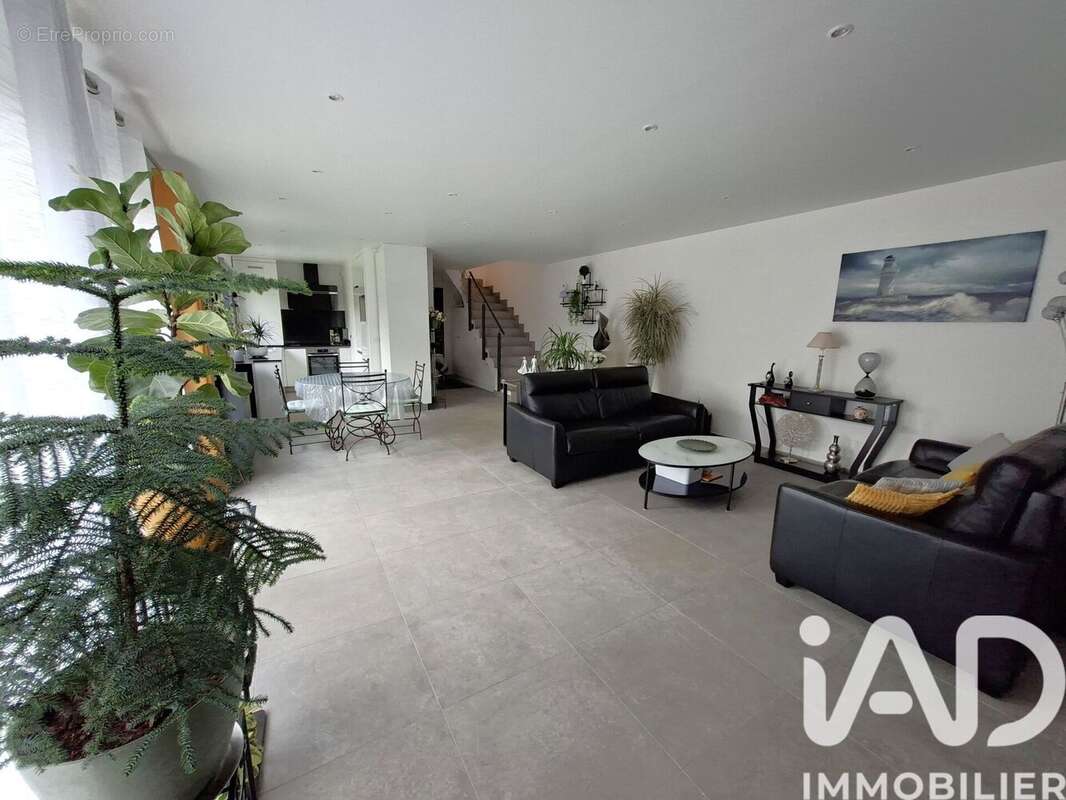 Photo 4 - Maison à VILLIERS-SUR-MARNE