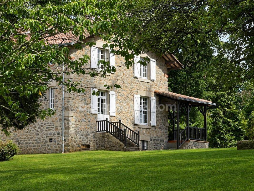 Maison à CHABANAIS