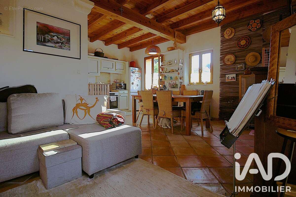 Maison 76 m² à Marseille-16e  - photo 9