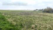 Terrain à CHALONS-EN-CHAMPAGNE