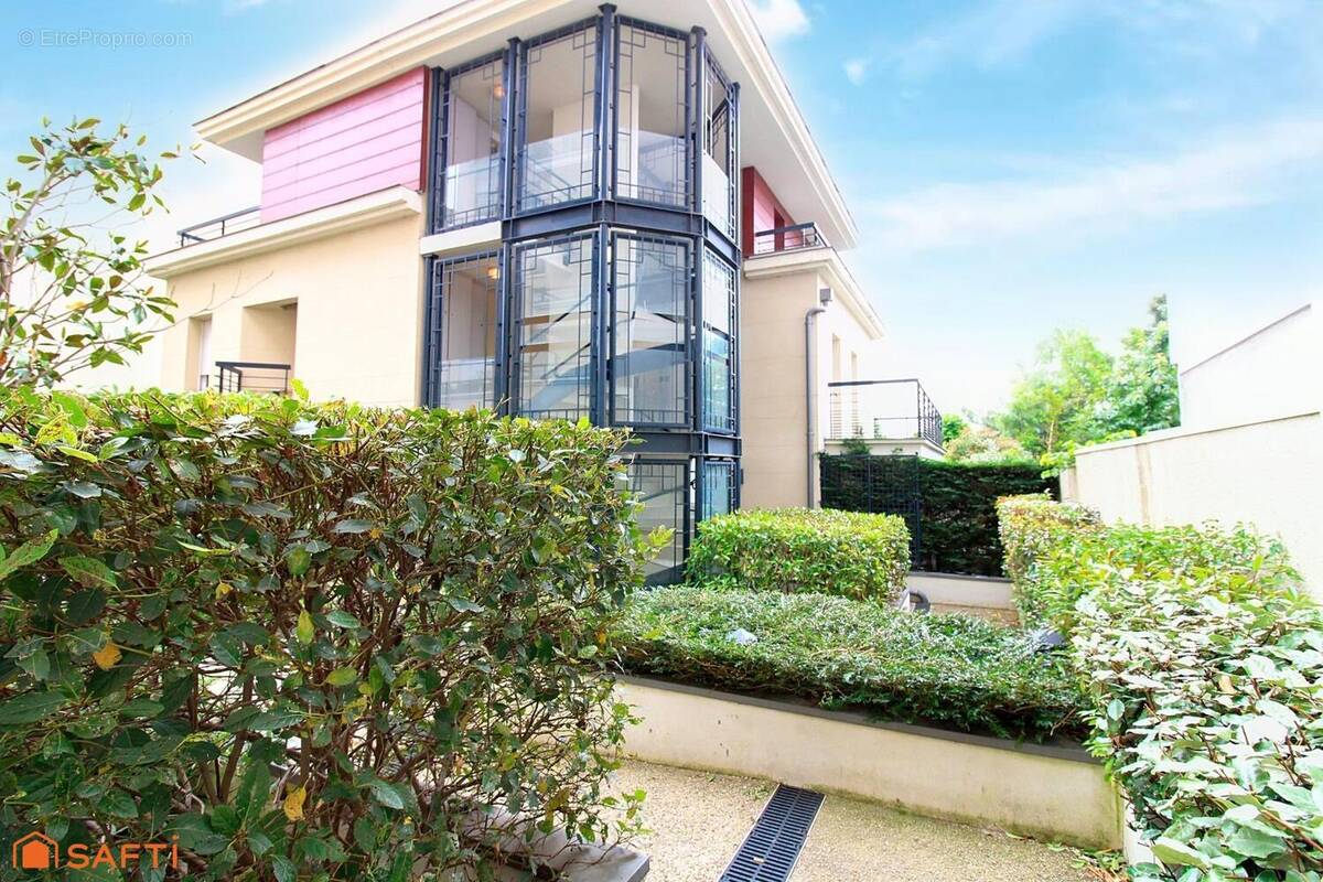 Photo 1 - Appartement à BOURG-LA-REINE