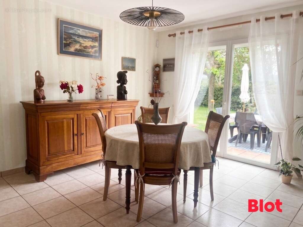 Maison à BERRIC
