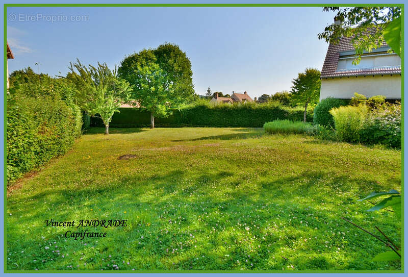 Maison à JANVILLE-SUR-JUINE