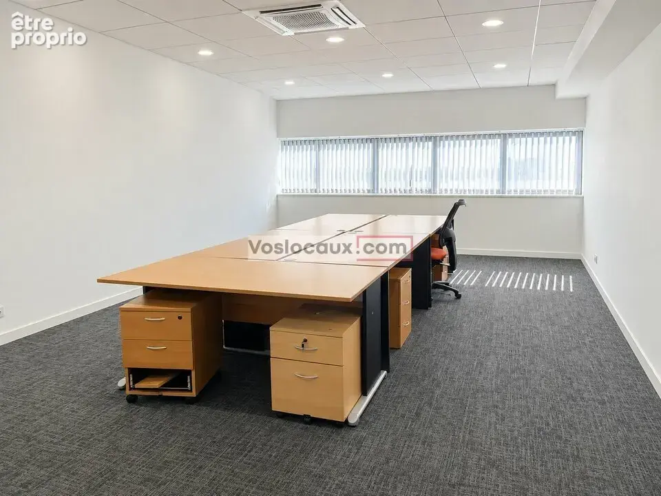 Commerce 245 m² à vendre à Villeneuve-Loubet (06270) - photo 2