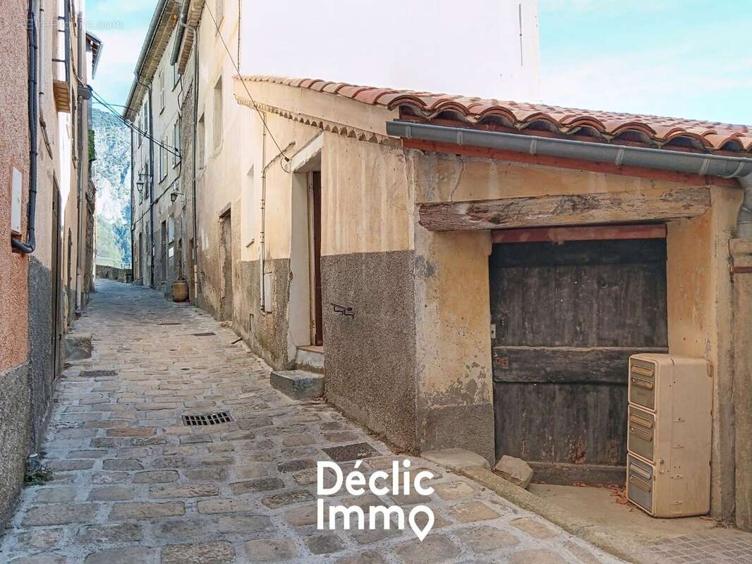 Maison à VILLARS-SUR-VAR