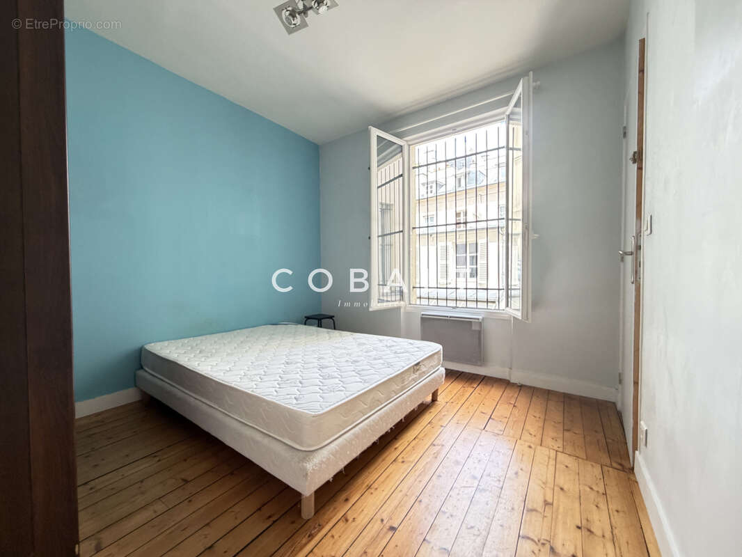 Appartement 2 pièces - Paris 9 Métro Cadet - photo 7