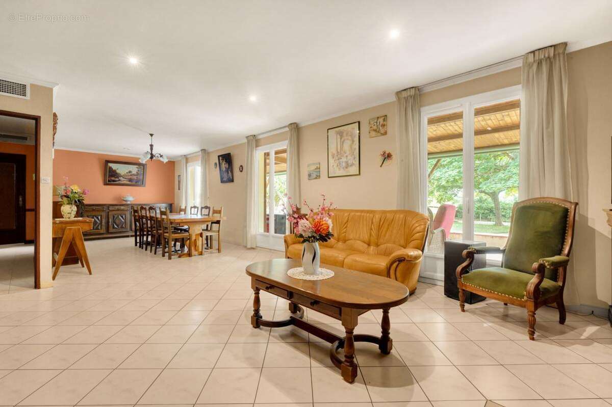 Maison plain-pied avec dépendances et parc arboré – Villemur/Villaudric - photo 5