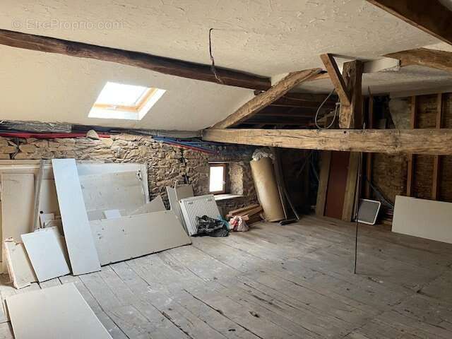 Appartement à ORADOUR-SUR-VAYRES