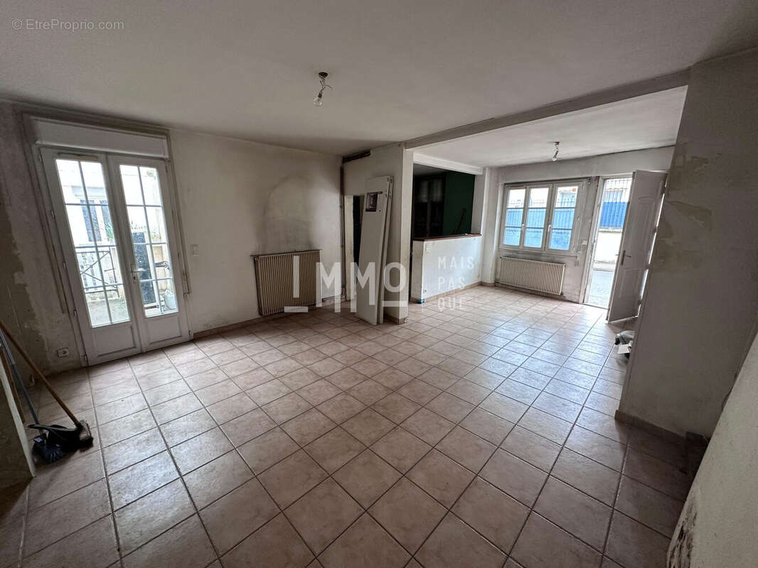 Maison à VOUVRAY-SUR-LOIR