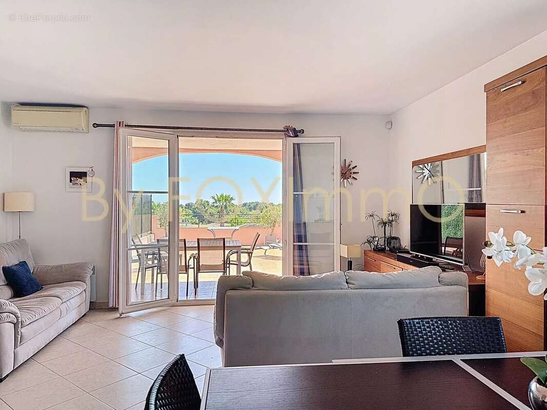 Appartement à VILLENEUVE-LOUBET