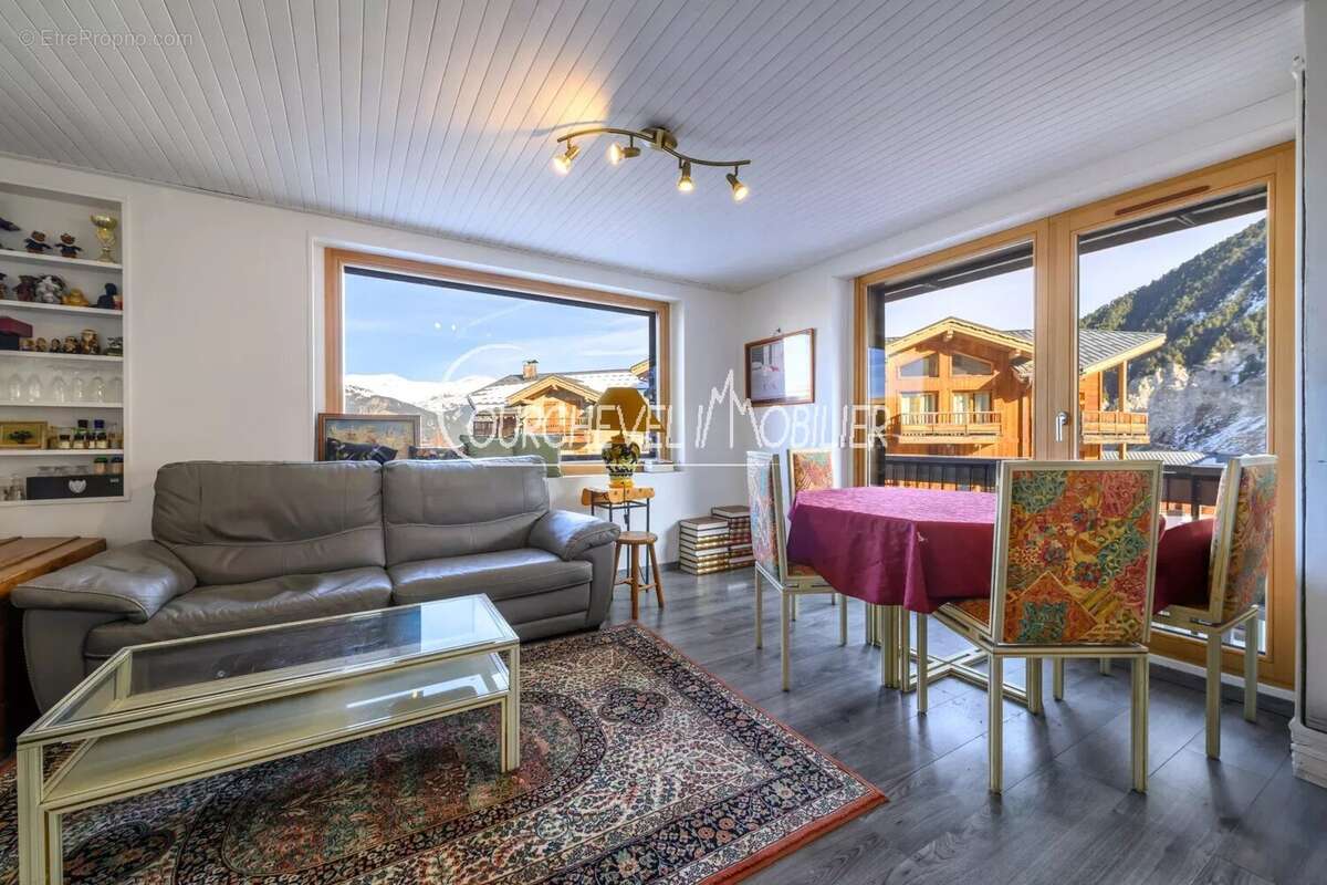 Appartement à LA PERRIERE