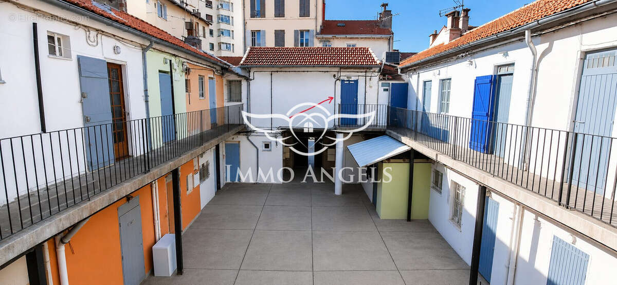 Appartement à MARSEILLE-3E