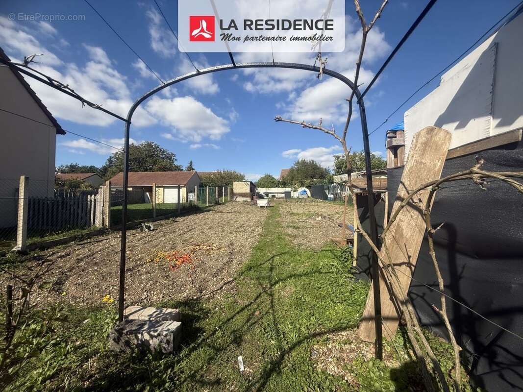 Maison à BENNECOURT