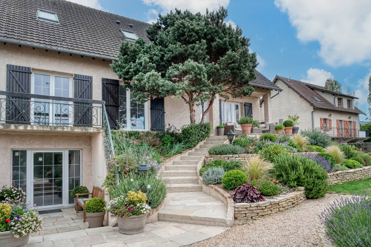 Appartement à LIMOURS