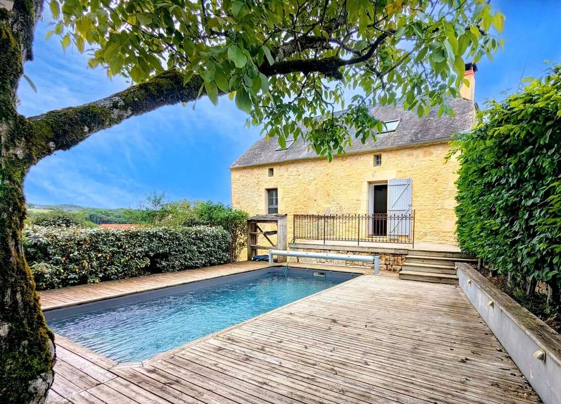 Maison à SALIGNAC-EYVIGUES