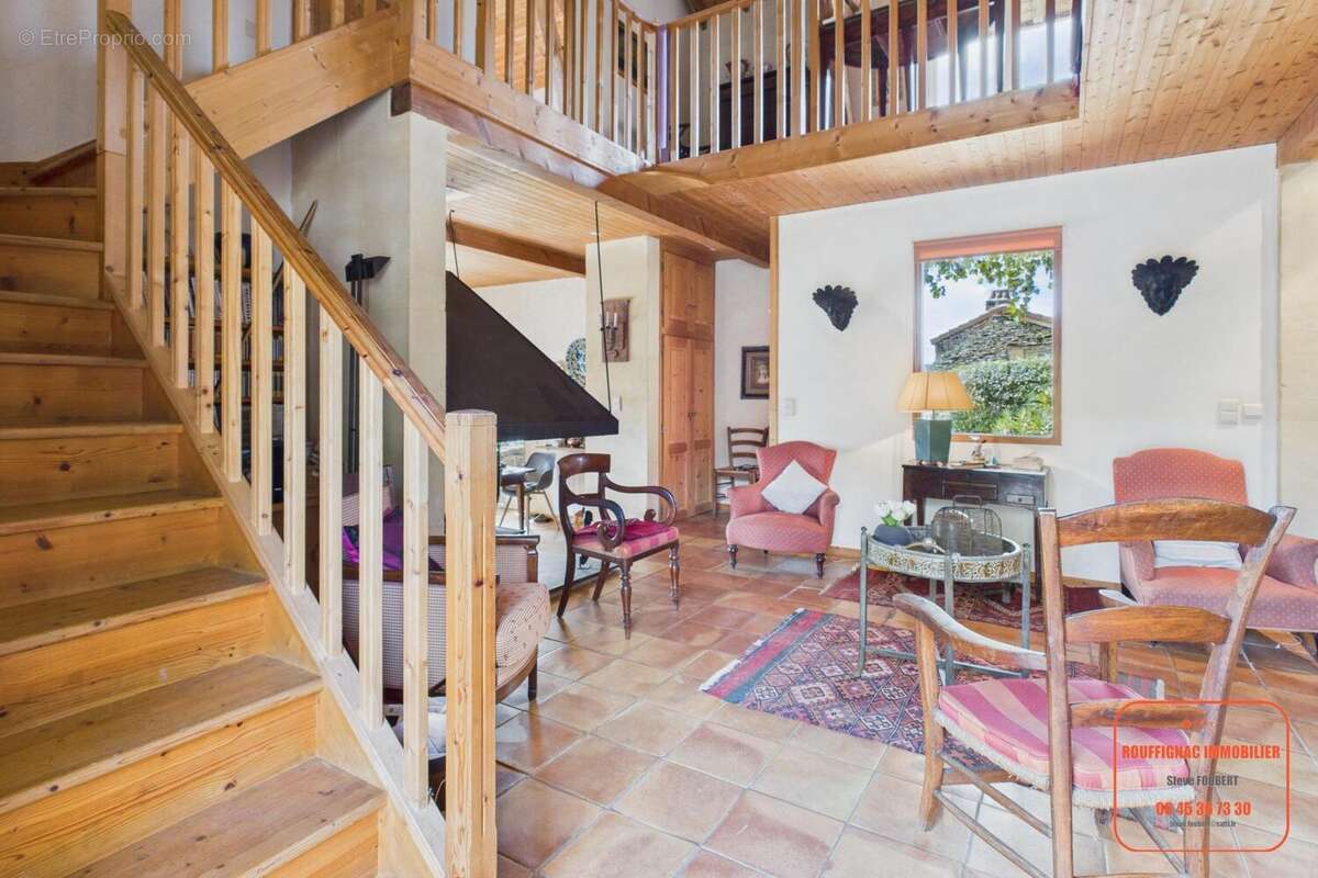 Photo 5 - Maison à SAINT-LEON-SUR-VEZERE