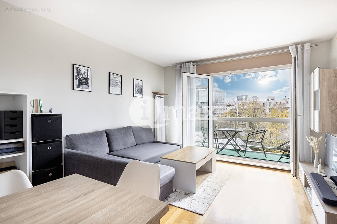 Appartement à LEVALLOIS-PERRET