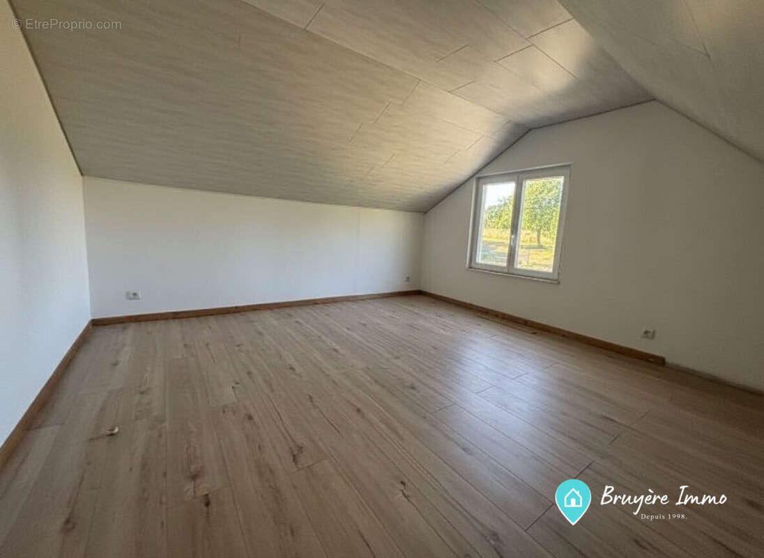 Maison 115 m² à Saint-Michel  - photo 5