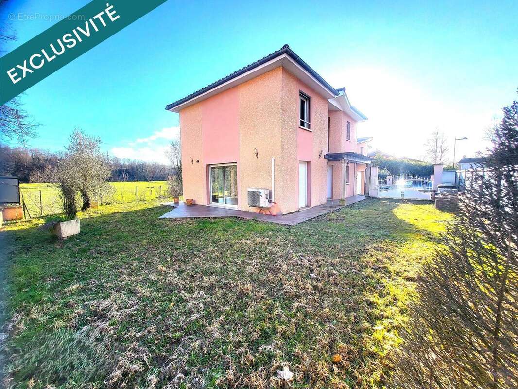 Photo 2 - Maison à MASSIEUX