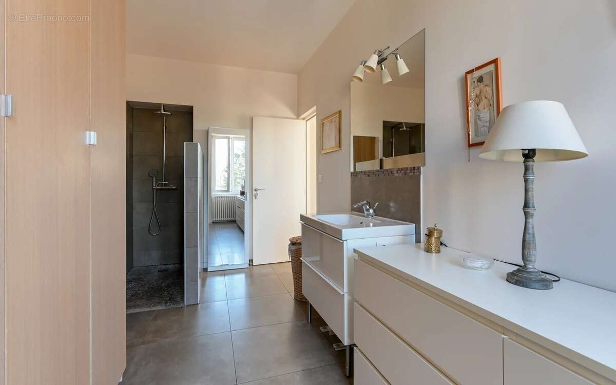 Maison à CHAZAY-D'AZERGUES