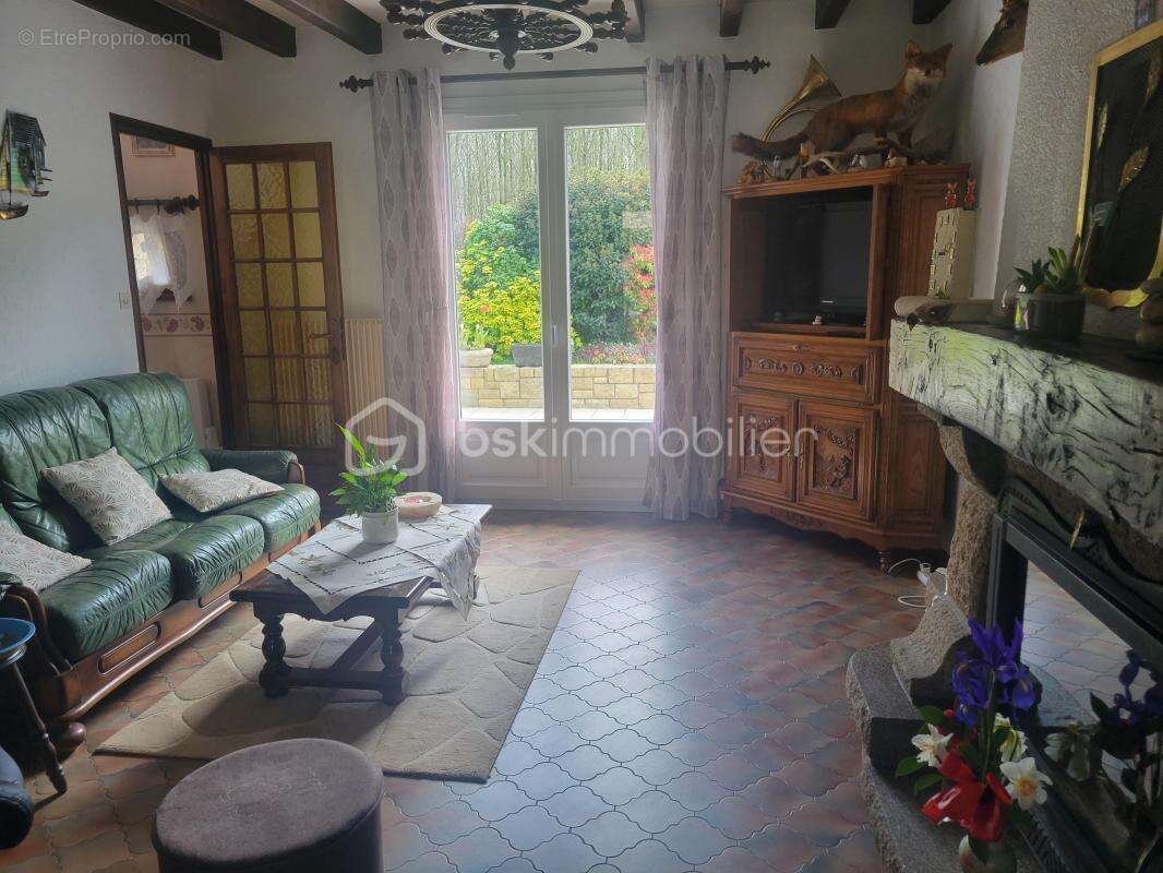 Maison à SAINT-CARADEC