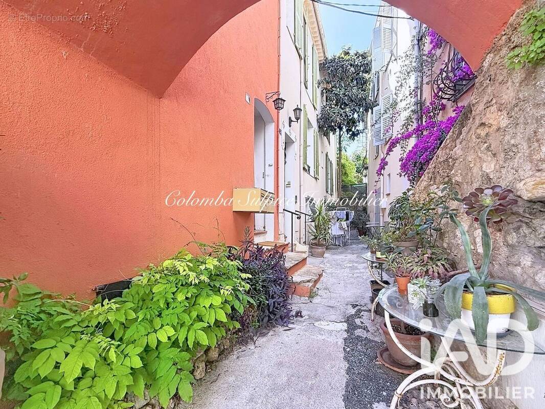 Photo 1 - Maison à LE CANNET