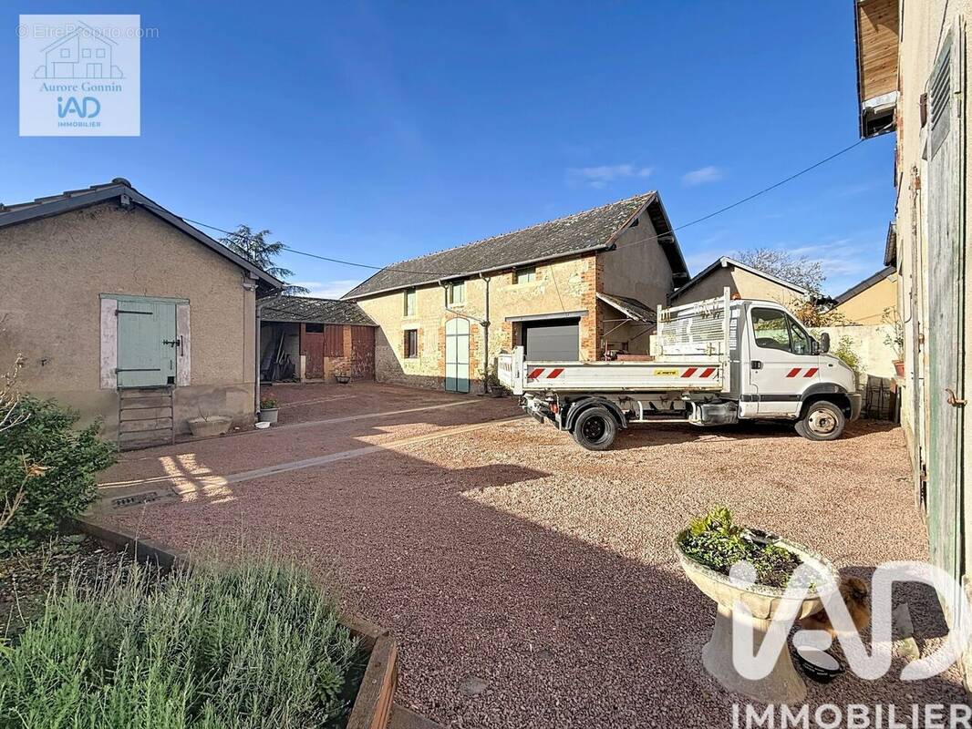 Photo 1 - Maison à TORTERON