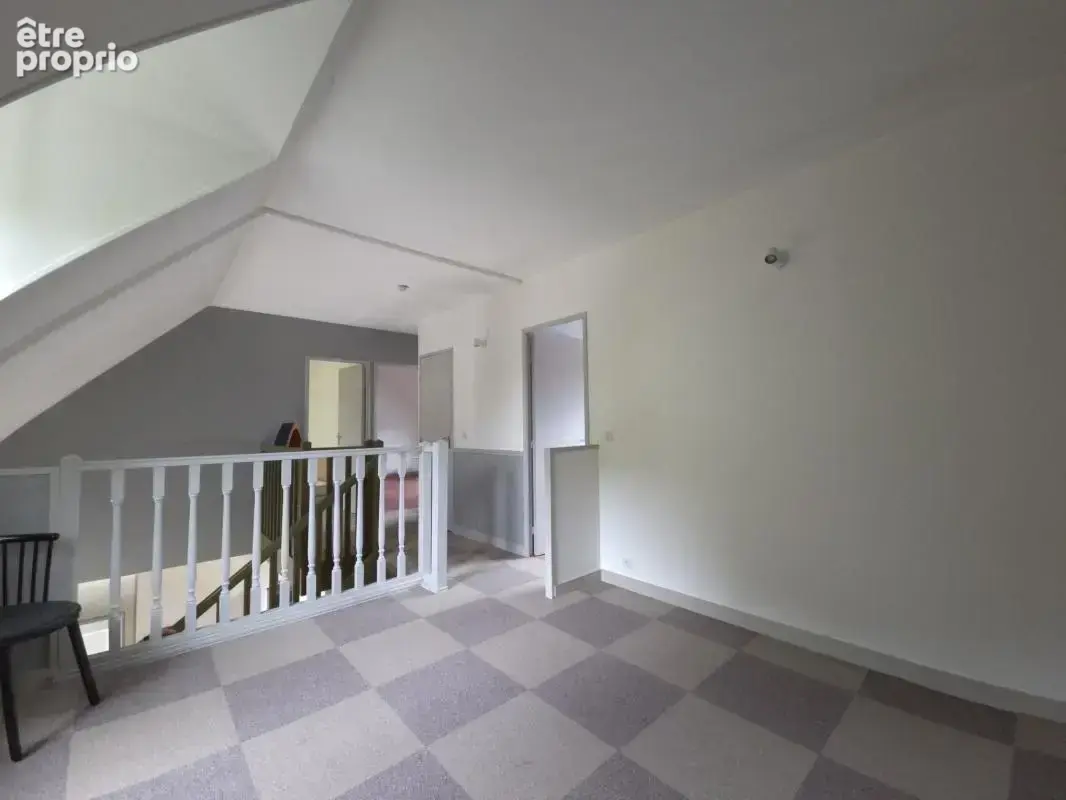 Maison familiale 4 chambres avec jardin-dependances  a vendr - photo 12