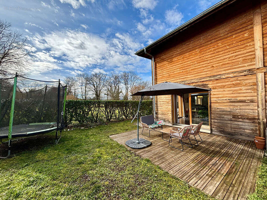 Maison mitoyenne avec jardin et garage - photo 10